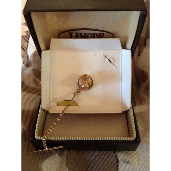 Vintage Tie Tack Jade and Gold in Original Box Lamode Mad Man Era Man Cave Decor - Picture 2 of 4